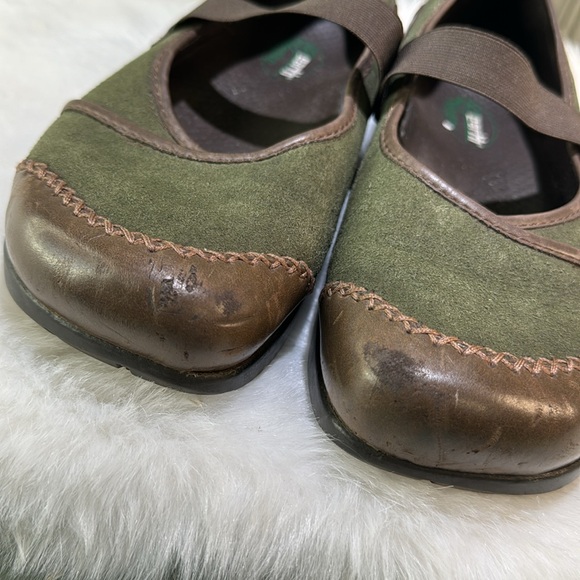 Earth Shoes Mary Jane style Slip On - Picture 8 of 8